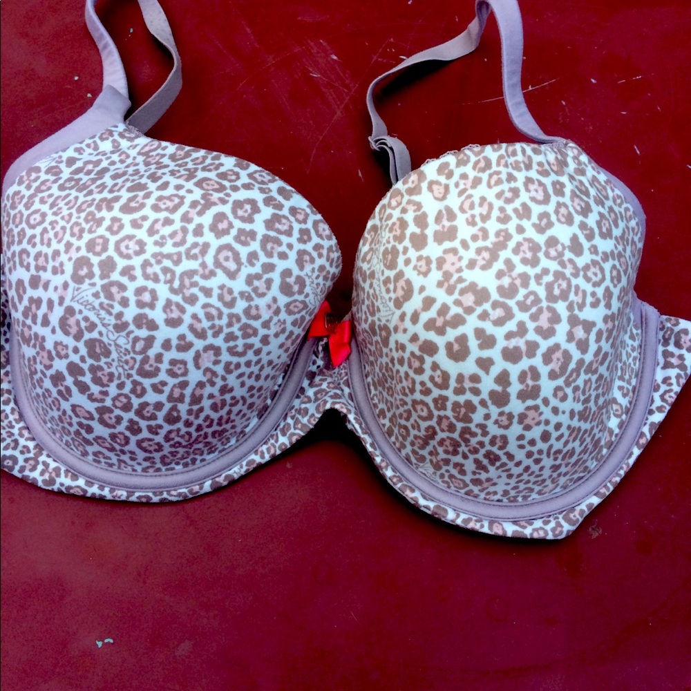 Victoria’s Secret Bra size 36D